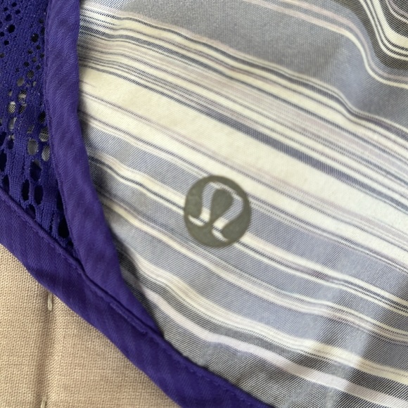 Lululemon 4” shorts - Picture 2 of 6
